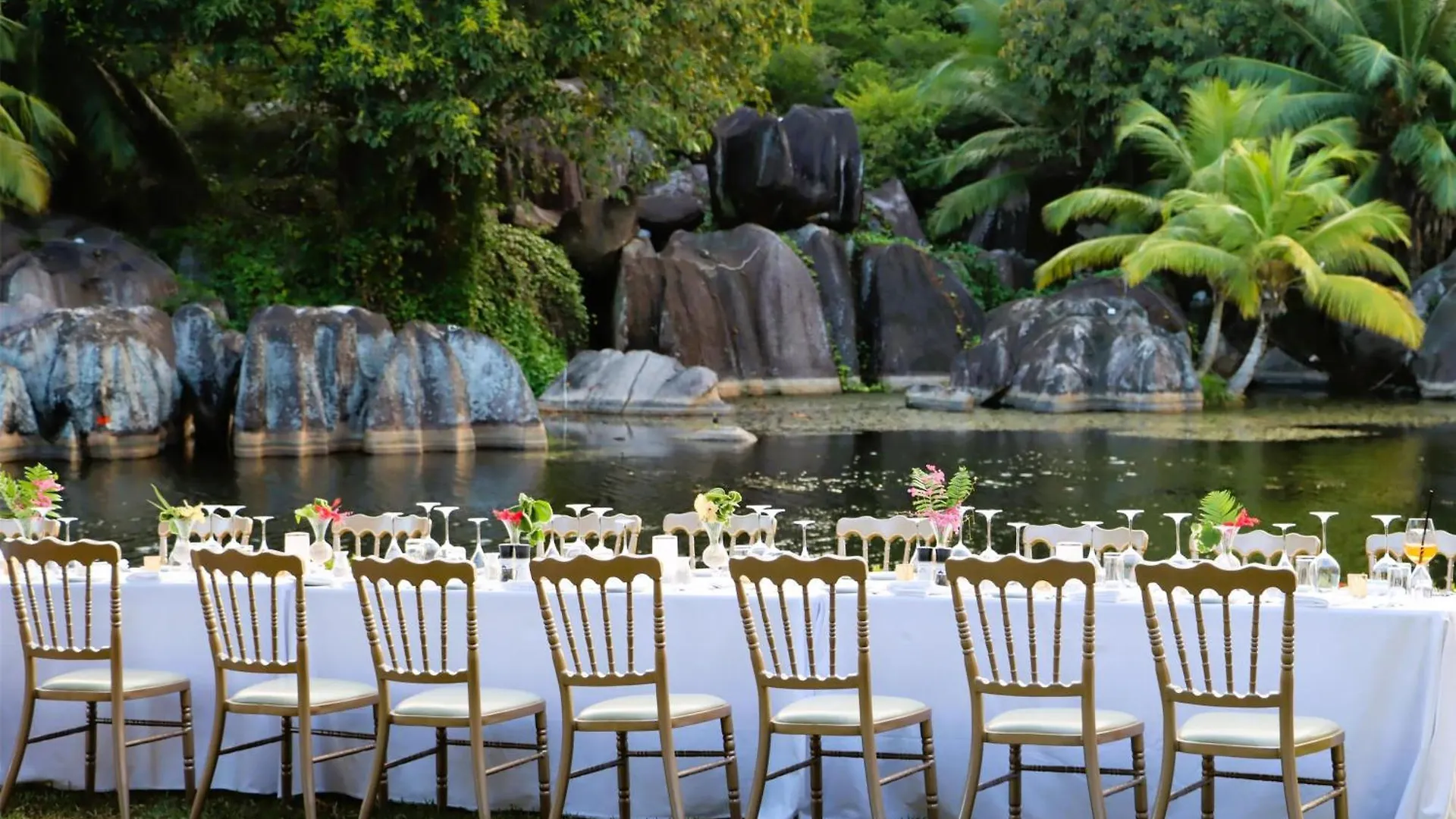 Baie Lazare  Kempinski Seychelles Resort  Baie Lazare (Mahe)