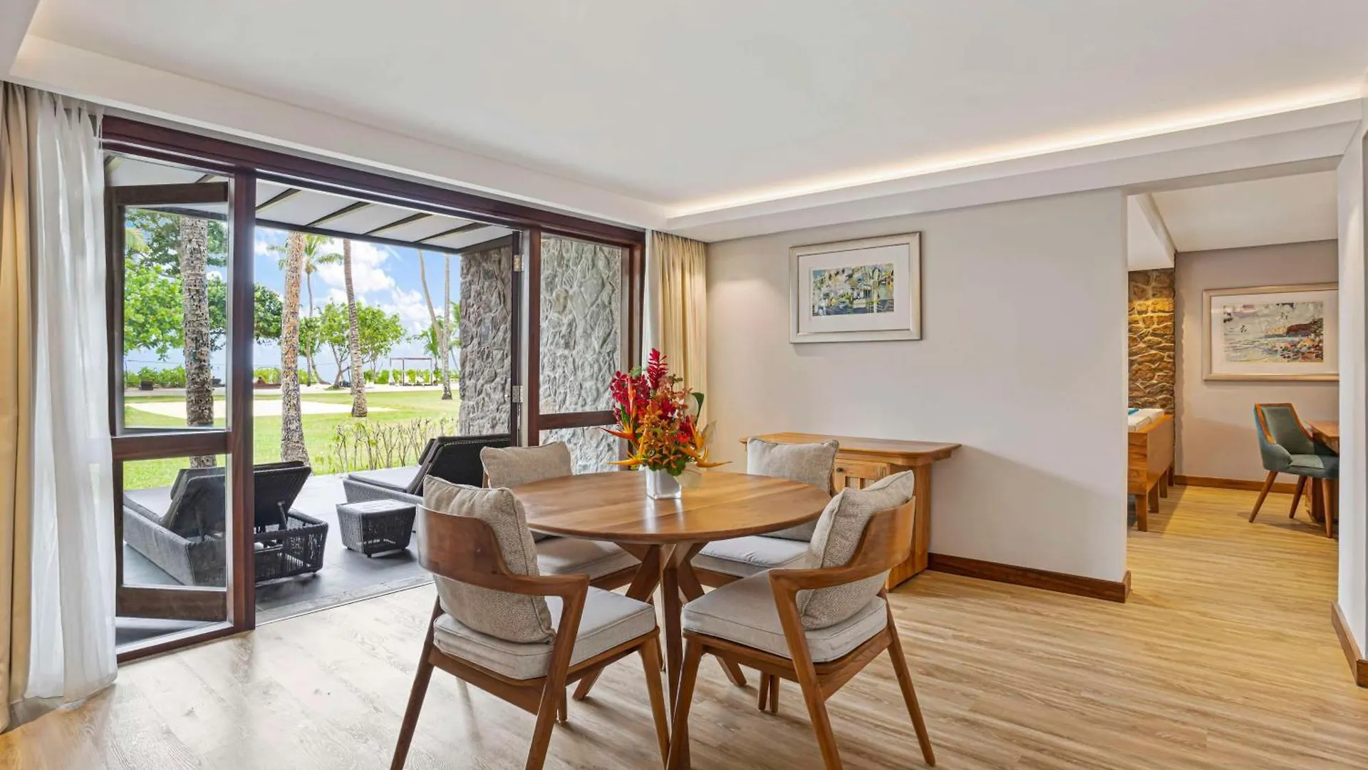 *****  Kempinski Seychelles Resort Baie Lazare  Seychelles