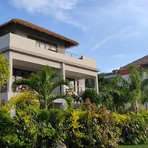 Guest house Blue Lagoon