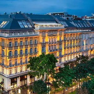 vizitați hotelul